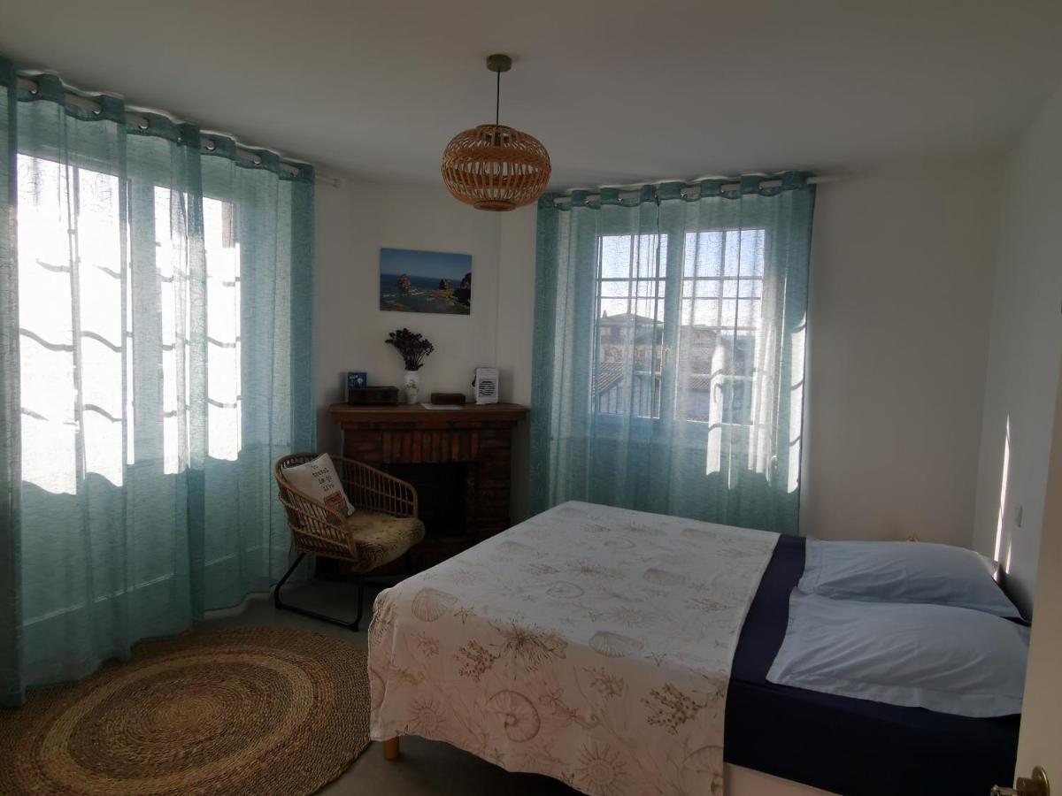 Chambres D'Hotes "Hor Dago" Pres De La Gare D'Hendaye Avec Le Petit-Dejeuner Екстериор снимка